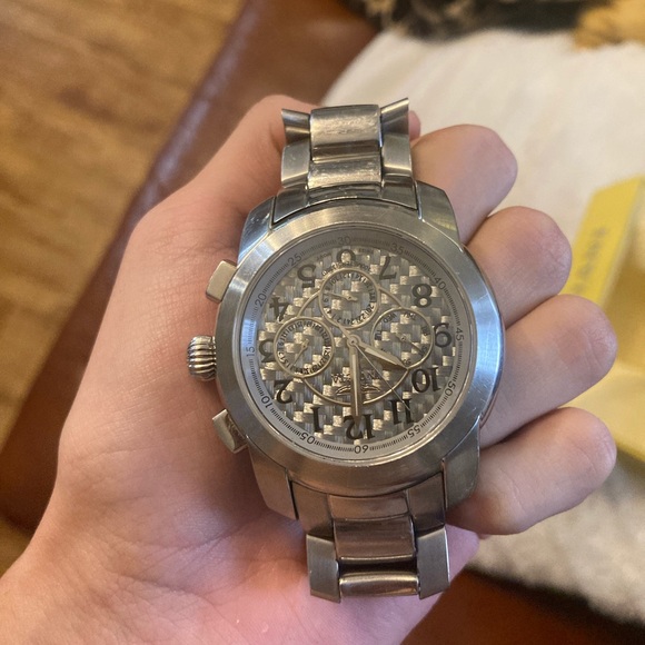 invicta watch like new - Picture 2 of 3